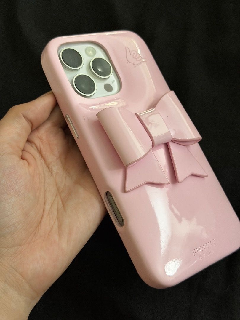 16 Pro Max Case - Funiki Ballet (Category: Cases & Sleeves) located in Manila. Submitted by kleove (Listing ID 1408335408, Image 2). Description: All items are guaranteed authentic, ordered directly from their official websites. All in very good condition. ✨ Funiki Case Ballet– ₱500 Perfect for those who love original and aesthetic phone cases! Send me a DM if interested. 📩✨ .