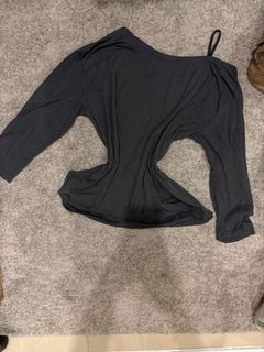 (Category: ) located in . Submitted by leycloset (Listing ID 1408471464, Image 1). Description: .