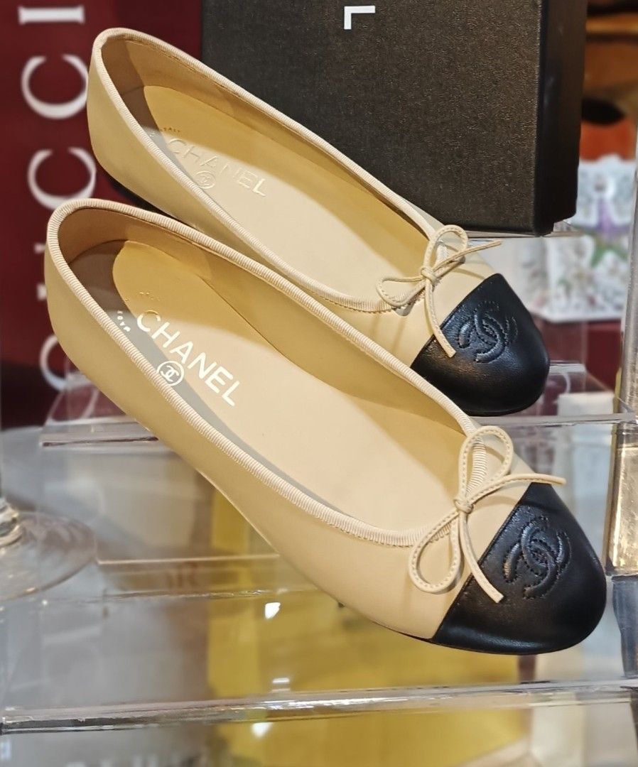 Authentic Chanel Ballet Flats (Category: Flats & Sandals) located in Itogon. Submitted by designerluxeshop (Listing ID 1408442948, Image 2). Description: pre-owned Chanel ballet flats with dustbag, authenticity documents and box size 39, 💯% original, in good condition, shipping is free, message me if interested, delivery is by schedule discount is offered for cash buyer layaway is accepted 20% downpayment 80% balance payable up to 4-6months.