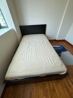 (Category: ) located in . Submitted by rooi87 (Listing ID 1408350601, Image 1). Description: .