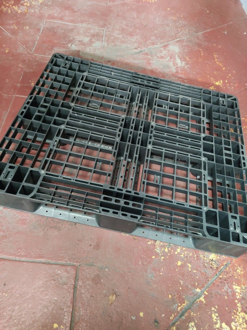 Black Plastic Pallet (Category: Industrial Equipment) located in Caloocan City. Submitted by skyhigh0919 (Listing ID 1408442491, Image 2). Description: - Durable black plastic pallet - Grid-like design - Suitable for storage and transport - Standard size 110 x120 - Ideal for warehouse/industrial use. - contact # 09388429469 ( slightly negotiable ).
