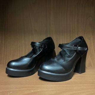 (Category: ) located in . Submitted by classy_wear (Listing ID 1408418217, Image 1). Description: .