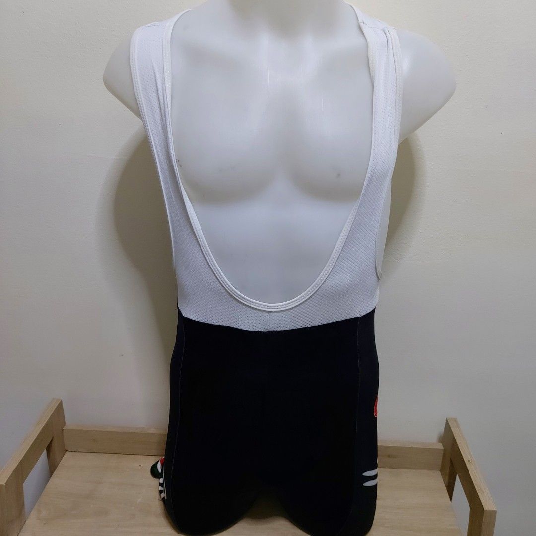 Castelli Cycling Bib Shorts (Category: Activewear) located in Muntinlupa City. Submitted by rigoutmafia (Listing ID 1408446340, Image 1). Description: - Castelli cycling bib shorts - White upper section - Black shorts - Castelli logo on the side - Red, white, and green stripe design - Designed for cycling comfort and performance.