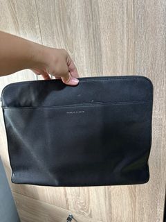 (Category: ) located in . Submitted by peeveepreloved (Listing ID 1408323197, Image 1). Description: .