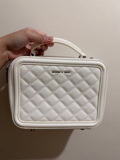 （分類：）位於 。 由 y06107 提交（商品編號 1408408228，圖片 1）。簡介： 。