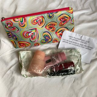 (Category: ) located in . Submitted by fika_thriftshop (Listing ID 1408405325, Image 1). Description: .