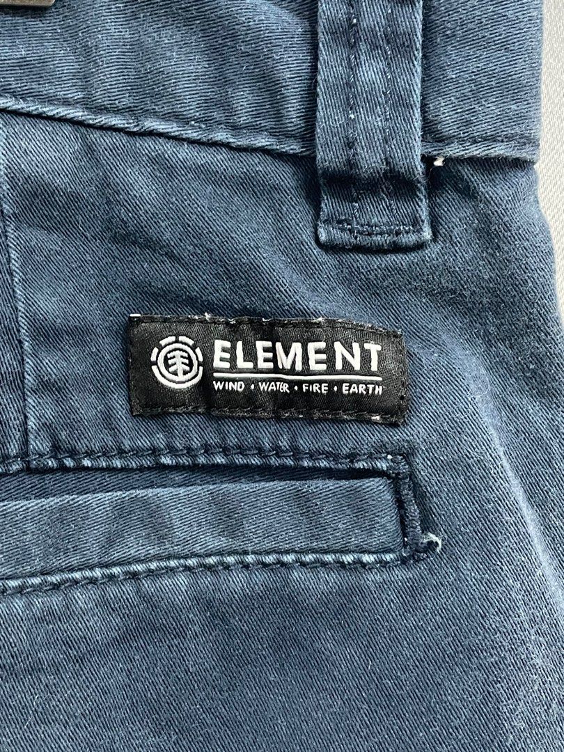 Element Shorts (Category: Shorts) located in Calamba. Submitted by rummaged.ph (Listing ID 1408360478, Image 3). Description: MO34 Product Description Width: 32-34” Length: 21.5” Leg Opening: 9.5“ Condition: 9.8/10 Issue: faded washtag DM for more details :) COLOR MAY VARY DUE TO LIGHTING. loi Want more detailed photos? DM Us.