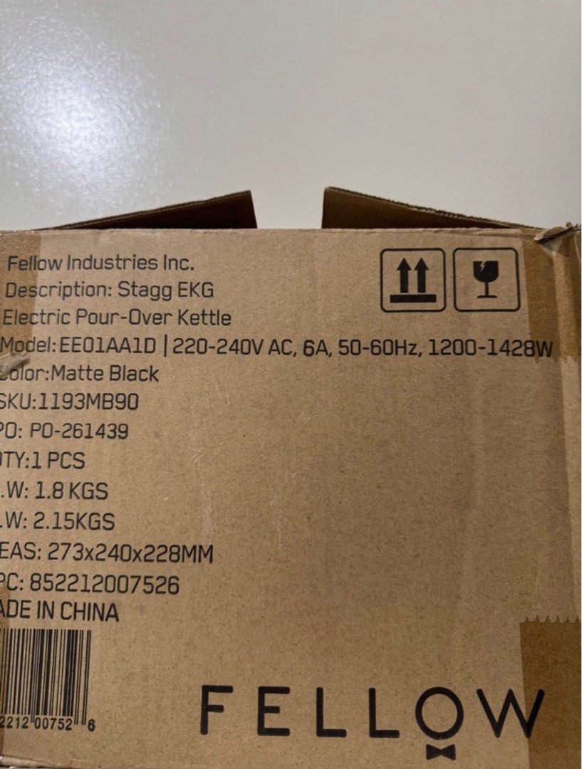 Fellow Stagg EKG Electric Pour-Over Kettle (Category: Kettles & Airpots) located in Manila. Submitted by vdoozy (Listing ID 1408422920, Image 2). Description: Fellow Stagg EKG electric pour-over kettle. Includes the original box. Made in China. Works as intended. Fully functional, heats quickly and accurately. Cosmetic wear on the body (paint chips and scratches, see photos). Location: Quezon City, Metro Manila.