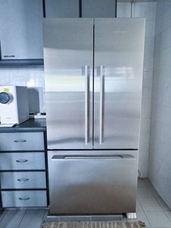 (Category: ) located in . Submitted by hanuka (Listing ID 1408479501, Image 1). Description: .