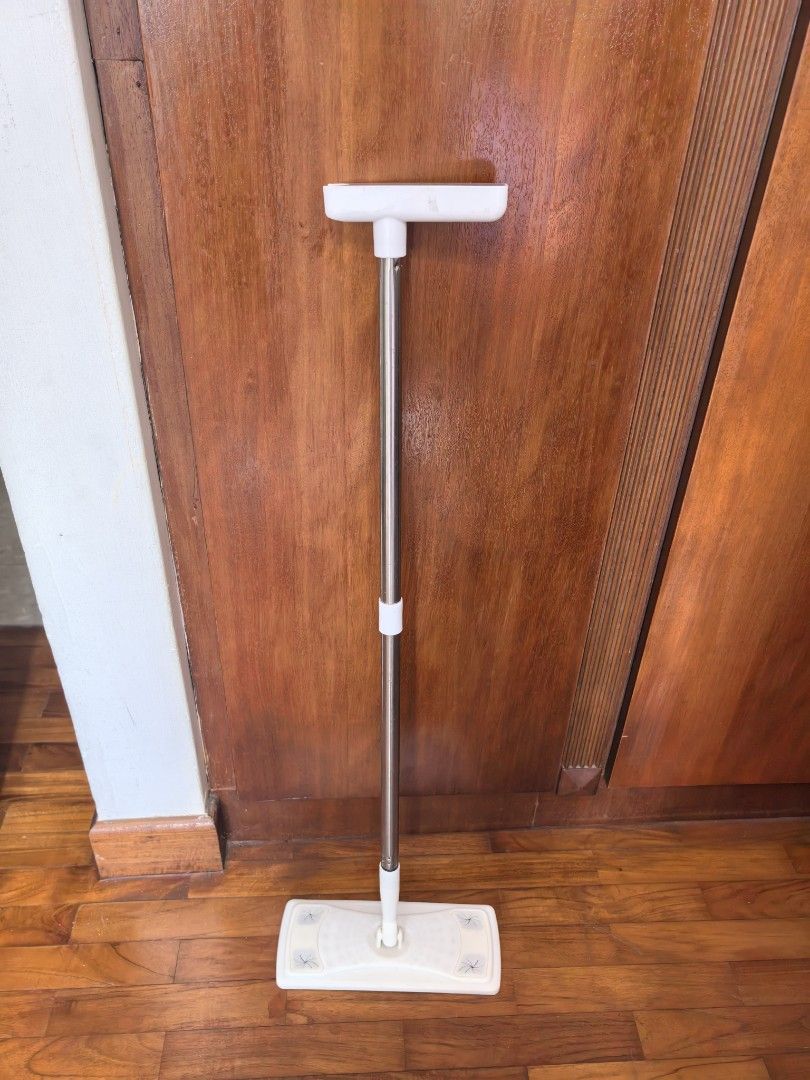 Floor wipe (Category: Cleaning Tools & Supplies) located in Singapore. Submitted by xy.jiang (Listing ID 1408401444, Image 1). Description: - Floor wipe for sale - Good condition - Simple and effective design - Easy to maneuver - Convenient to store - Ideal for quick cleaning.