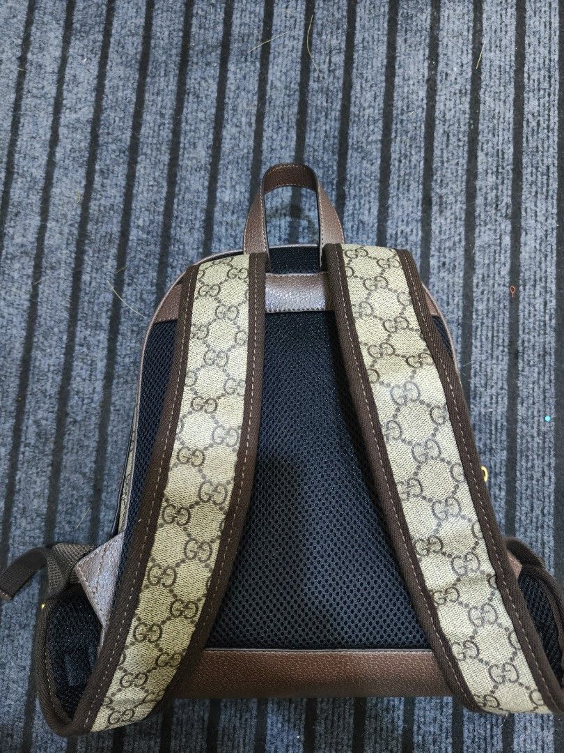Gucci GG Supreme Backpack (Category: Luxury Bags & Wallets) located in Davao. Submitted by navil01 (Listing ID 1408426971, Image 3). Description: GG Backpack Coded no issue po Dm.