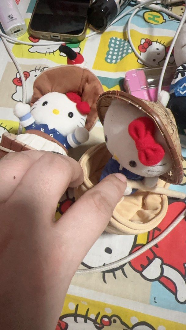 Hello Kitty Japanese Themed Plushies charm keychain (Category: Plushies & Soft Toys) located in Quezon City. Submitted by lhewcifer (Listing ID 1408408337, Image 2). Description: - Adorable Kitty plushies - Japanese-themed outfits - One in a boat, one in kimono - Small size, perfect for collectors - Great as gifts - Detailed designs and vibrant colors - Cute and ready for your collection!.