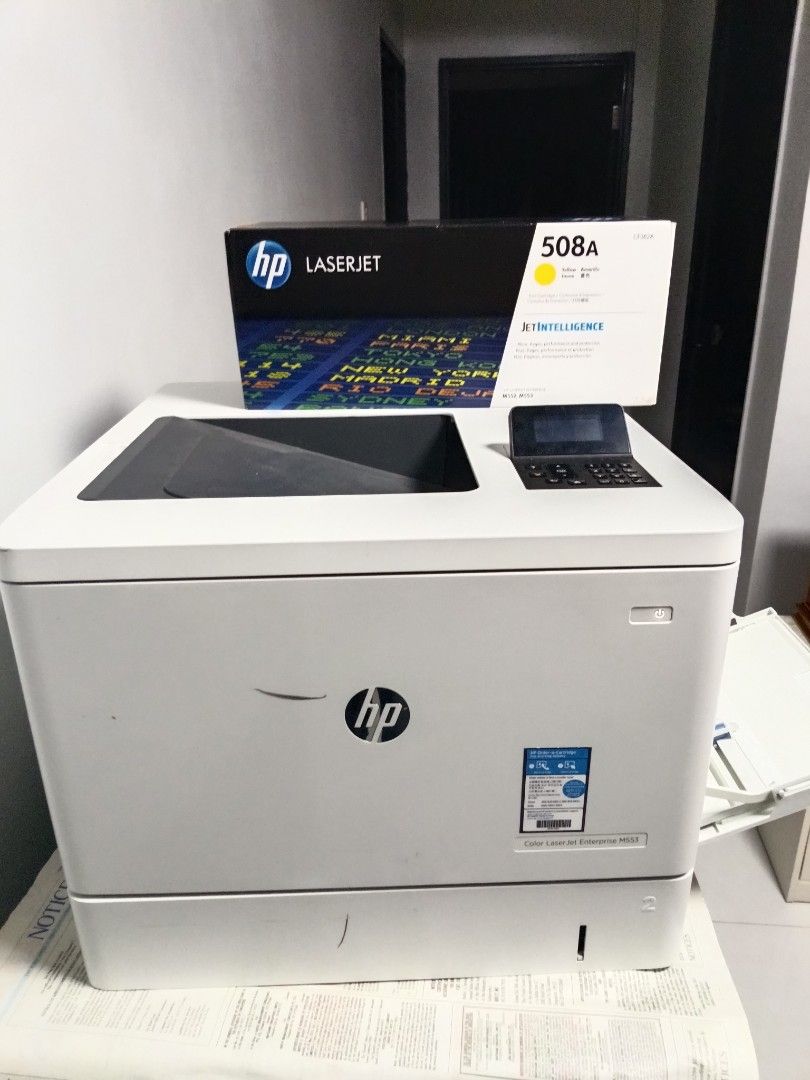 HP Printer (Category: Printers, Scanners & Copiers) located in Singapore. Submitted by dnana.b (Listing ID 1408357629, Image 1). Description: HP Laserjet Enterprise M553 Extra ink available at separate Cost.