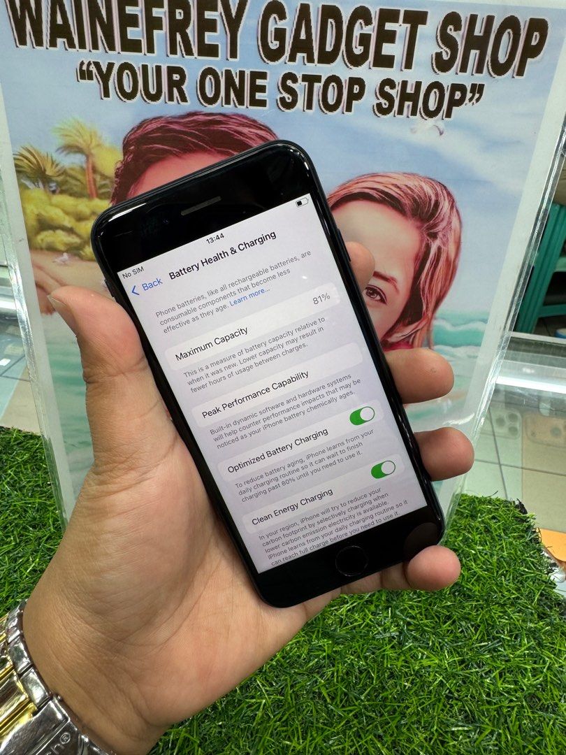 iPhone Se 64gb (F.U) (Category: iPhone SE Series) located in San Juan City. Submitted by wainefreygadgetshop (Listing ID 1408351588, Image 3). Description: iPhone Se 64gb (F.U) (SEARCH NYO NALANG FULL SPECS) ALL GOODS AT WORKING NO REPAIR HISTORY NO HIDDEN ISSUE MAY TRUE TONE MAY FACE I.D 81% BATTERY HEALTH NO ACCOUNT UNLI RESET READY TO USE DI MASYADO MAKINIS KAYA MURA YAN LANG PO HINEST ISSUE THE REST WALA NA TEST ALL YOU WANT BAGO BAYARAN For 