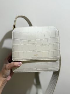 （分類：）位於 。 由 y06107 提交（商品編號 1408408463，圖片 1）。簡介： 。