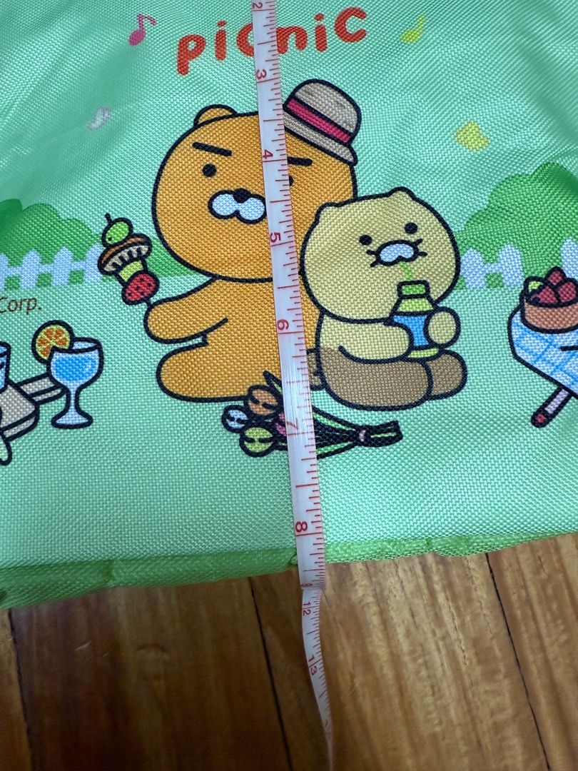 Kaokao Friends Lunch Bag (Category: Other Babies Going Out Needs) located in Manila. Submitted by a.c.shop (Listing ID 1408472429, Image 3). Description: No tag.