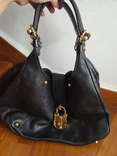 (Category: ) located in . Submitted by finnette (Listing ID 1408433435, Image 1). Description: .