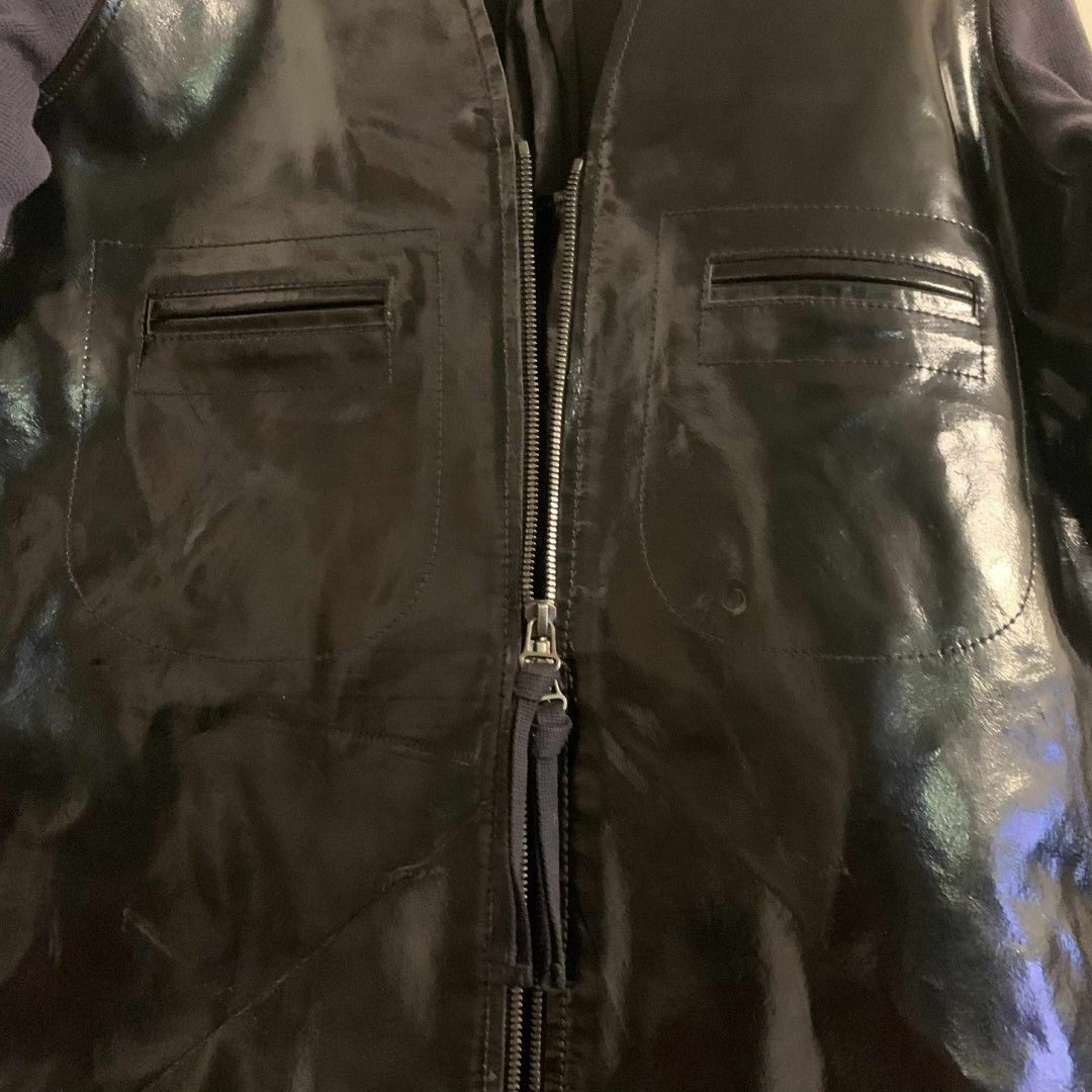 MARNI Leather Jacket (Category: Luxury Apparel) located in Carmen. Submitted by don-lean22 (Listing ID 1408475794, Image 3). Description: - Black leather jacket with contrasting fabric. - Zip closure and two front pockets. - Ribbed hem and cuffs. - Size: EUR 38, US 8, CA 8, CN 165/88A. - Made in China..