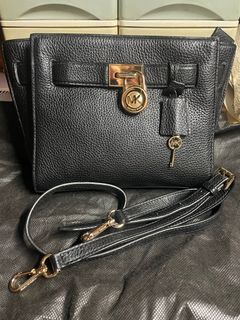 （分類：）位於 。 由 bbyeungho 提交（商品編號 1408370300，圖片 1）。簡介： 。