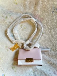 由 ellen2000 (刊登 ID 1408378567，圖片 1) 提交，位於 的 (類別：)，說明：。