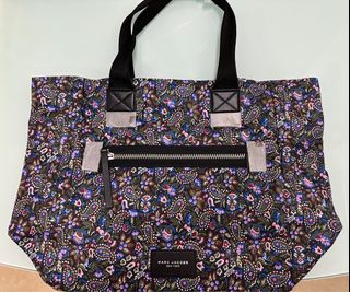 （分類：）位於 。 由 swcling 提交（商品編號 1408435743，圖片 1）。簡介： 。