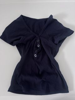 （分類：）位於 。 由 helpmeclearout7373636484 提交（商品編號 1408333089，圖片 1）。簡介： 。