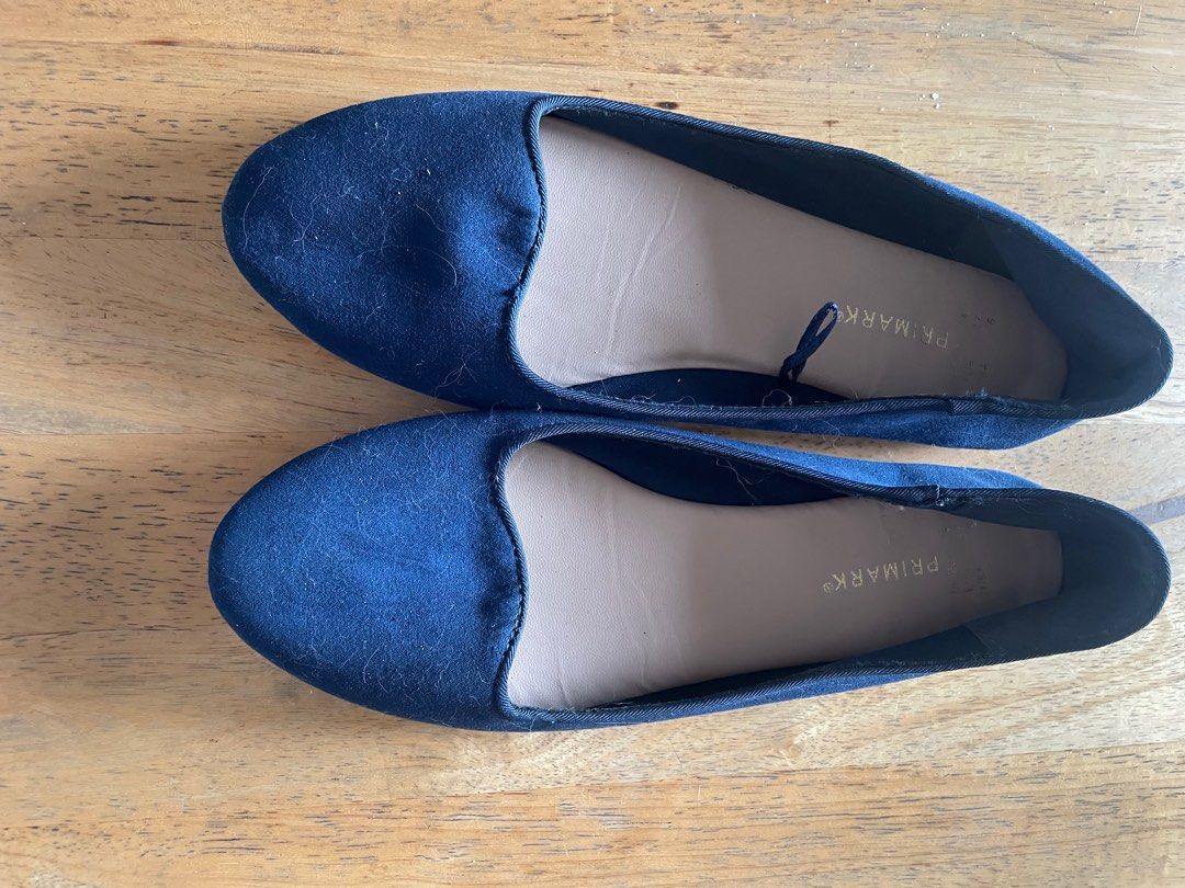 Primark blue flats (Category: Flats & Sandals) located in Taguig. Submitted by nrlaynes (Listing ID 1408353917, Image 3). Description: .