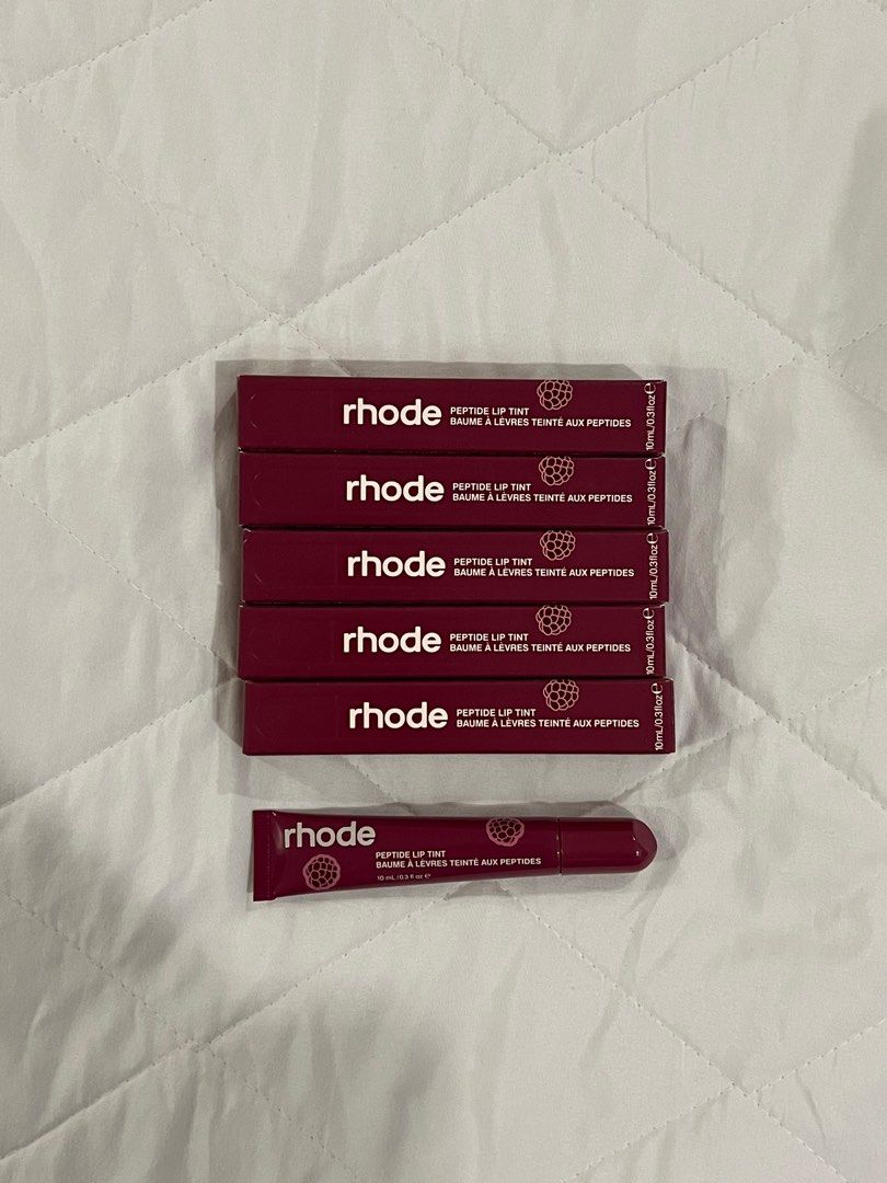 Rhode Scented Peptide Lip Tint (Raspberry Jelly) [1 PC LEFT] (Category: Makeup) located in Paranaque City. Submitted by ishopandneverdrop (Listing ID 1408372136, Image 1). Description: - Purchased directly from Rhode website - Same-day delivery via Grab / Lalamove - Provincial delivery via J&T / LBC No negotations. Fixed price..