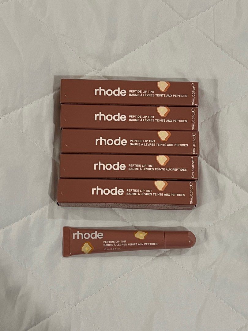 Rhode Scented Peptide Lip Tint (Toast) (Category: Makeup) located in Paranaque City. Submitted by ishopandneverdrop (Listing ID 1408373076, Image 1). Description: - Purchased directly from Rhode website - Same-day delivery via Grab / Lalamove - Provincial delivery via J&T / LBC No negotations. Fixed price..