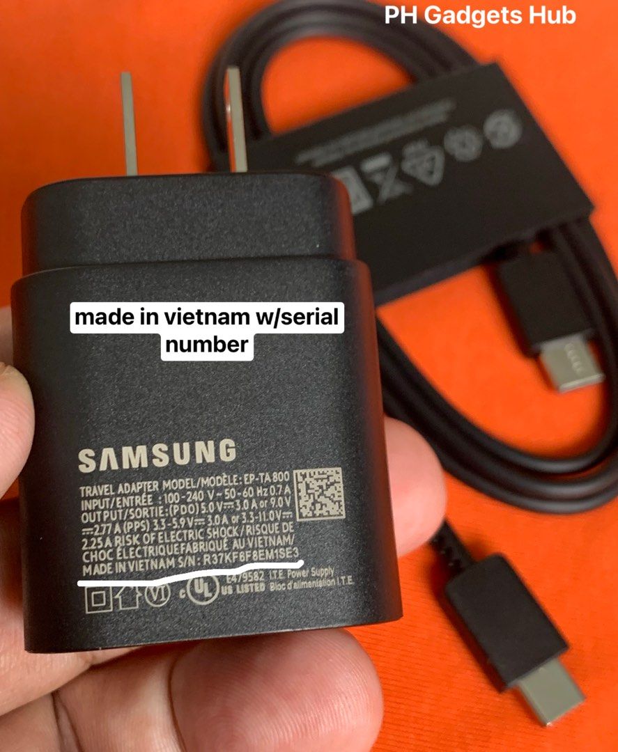 Samsung Super Fast Charging 25W Vietnam variant (Category: Chargers & Cables) located in San Juan City. Submitted by ph_gadgets_hub (Listing ID 1408337101, Image 1). Description: 💯% 25W Samsung Super Fast Charger😍 💯% Data sync supported 💯% Vietnam Certified 💯% Brand new WE ARE STILL ON SALE ❗️❗️❗️ Set Promo!! ₱600 Set 25W Samsung Travel Adapter with Type C to Type C Cable Super Fast Charging vietnam with serial number🔥 ₱500 25W Samsung Trav