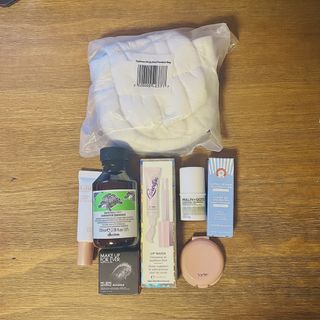 （分類：）位於 。 由 bichhhhh 提交（商品編號 1408493601，圖片 1）。簡介： 。