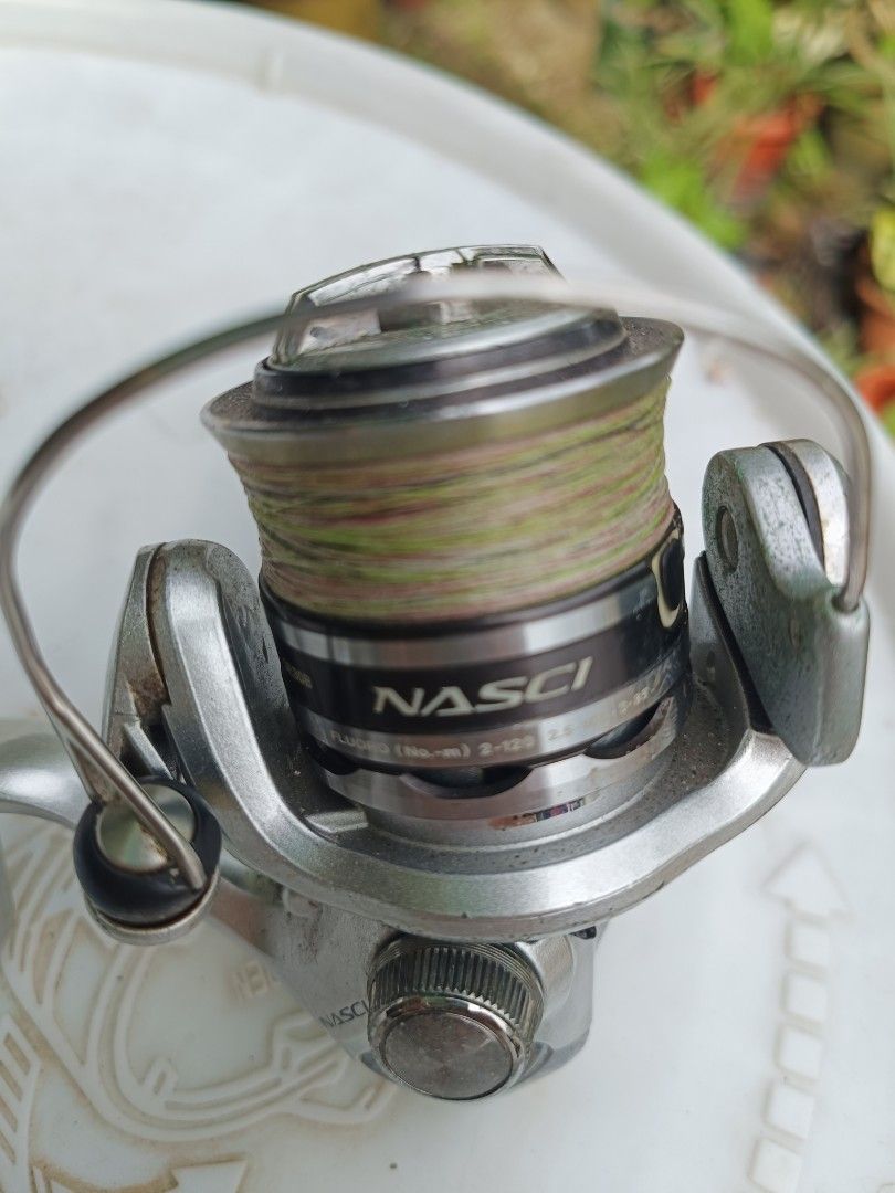 Moulinet De Pêche Shimano Nasci C2000S - Toupie à Action Lisse - Occasion En état Fonctionnel