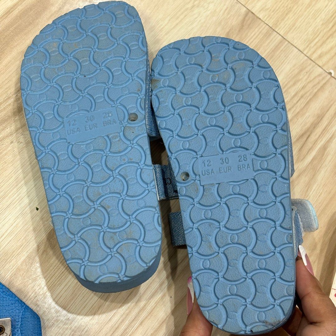 Sugar Kids Denim Sandals Size 30 (Category: Babies & Kids Fashion) located in Digos. Submitted by rara031 (Listing ID 1408481182, Image 3). Description: Sugar kids denim sandal for kids Size 12 See pics for sizes/cm Once used only No flaws like new pa Rfs: declutter 📍davao del sur.