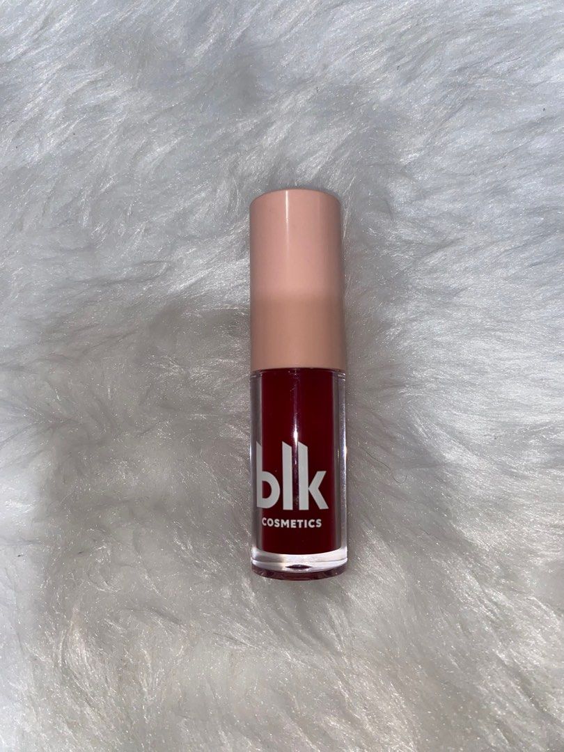USED blk Cosmetics Lip Tint - Temptations BLK Lip Tint (Category: Makeup) located in Manila. Submitted by k.albums04 (Listing ID 1408450021, Image 1). Description: - BLK Cosmetics Lip Tint in Temptations (NU04) - Shade: Dark Red - Manufacturing Date: 06/08/2023 - Packaging: Small, cylindrical tube with light pink cap - Condition: New.