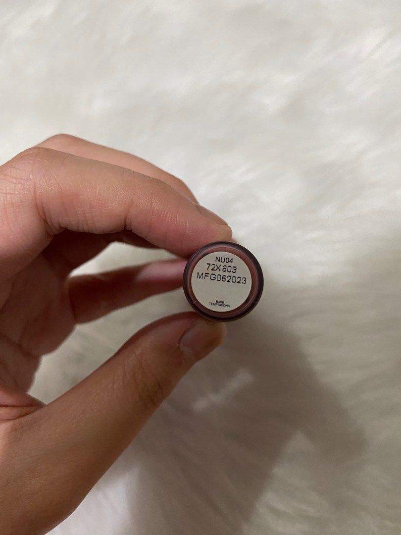 USED blk Cosmetics Lip Tint - Temptations BLK Lip Tint (Category: Makeup) located in Manila. Submitted by k.albums04 (Listing ID 1408450021, Image 2). Description: - BLK Cosmetics Lip Tint in Temptations (NU04) - Shade: Dark Red - Manufacturing Date: 06/08/2023 - Packaging: Small, cylindrical tube with light pink cap - Condition: New.