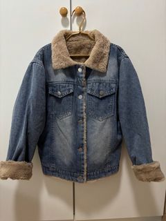 (Category: ) located in . Submitted by preloved_zjsaw (Listing ID 1408369386, Image 1). Description: .