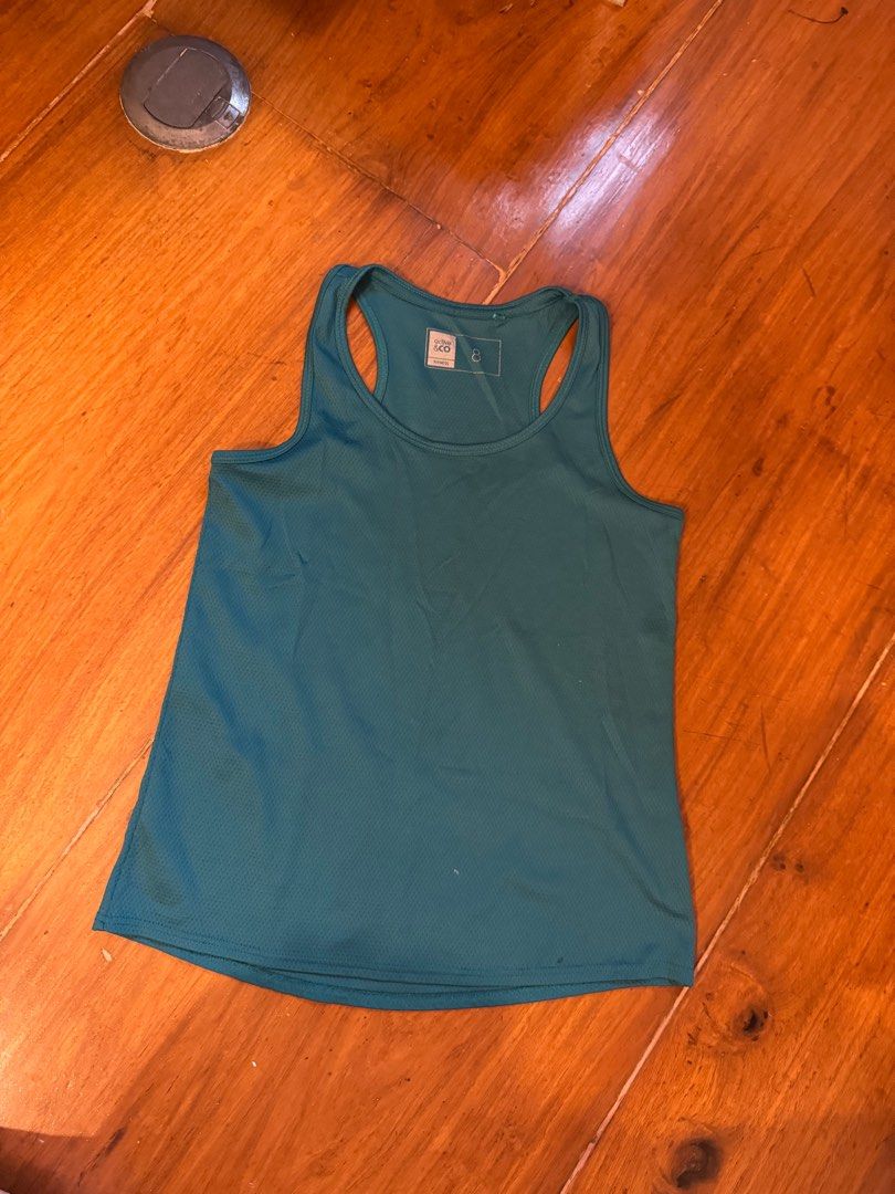 Workout running dry fit tank top (Category: Activewear) located in Quezon City. Submitted by mp_declutters (Listing ID 1408388946, Image 1). Description: .