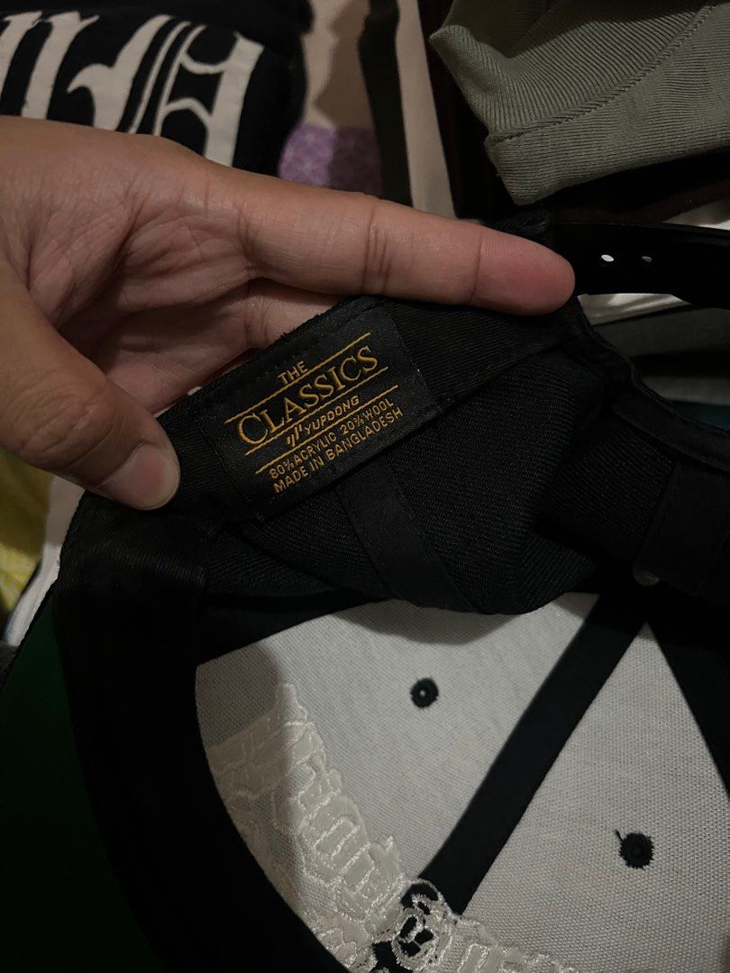 Yupong hat (Category: Caps & Hats) located in Cainta. Submitted by deeppockets696969 (Listing ID 1408489501, Image 2). Description: Legit yupoong hat Like new No issue Kung may alam ka sa caps and hats, alam mo tong brand na to.