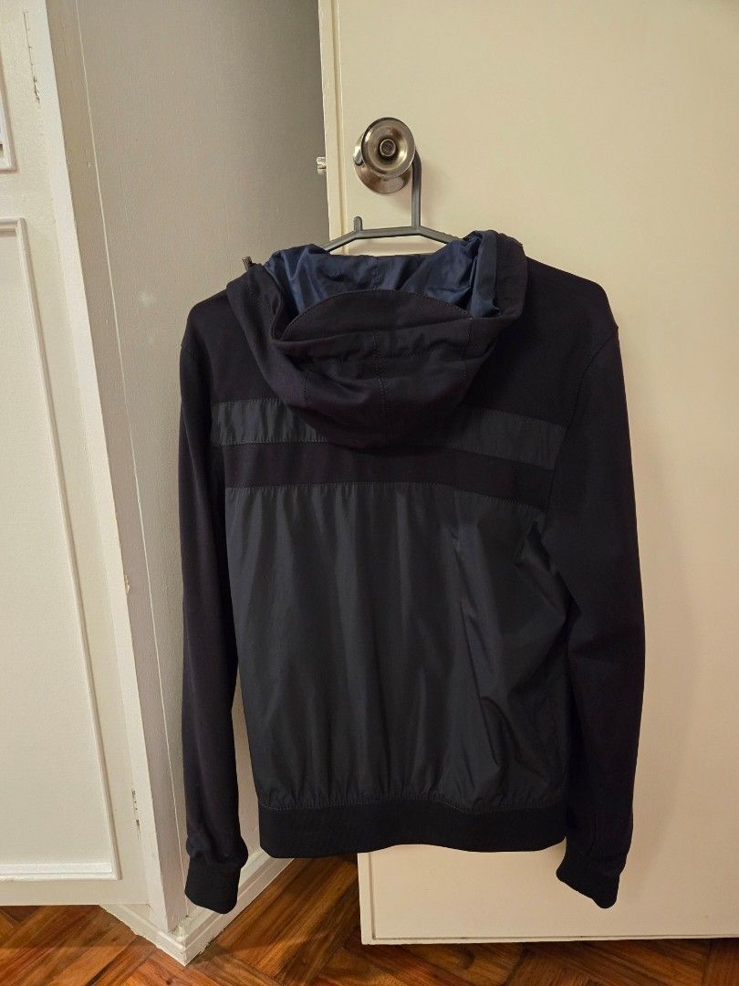 Zara Mens Jacket Hoodie Bomber (Category: Coats, Jackets and Outerwear) located in Makati City. Submitted by cmiguel1234 (Listing ID 1408313474, Image 2). Description: Zara Mens Hooded Jacket Good as new With water proof zippered pockets Size Medium .