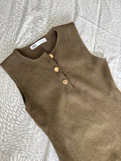 (Category: ) located in . Submitted by myworkingcloset (Listing ID 1408334132, Image 1). Description: .
