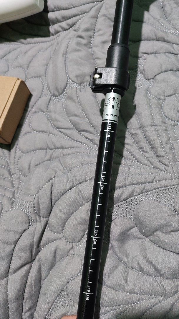 Abbott Trekking Pole (Category: Hiking & Camping) located in Baguio. Submitted by lynx_. (Listing ID 1408616382, Image 3). Description: ABBOTT Single Trekking Pole Preloved In excellent condition hindi po napudpud. FS: I have new trekking poles na po. ₱960, with lp sure buyer. .