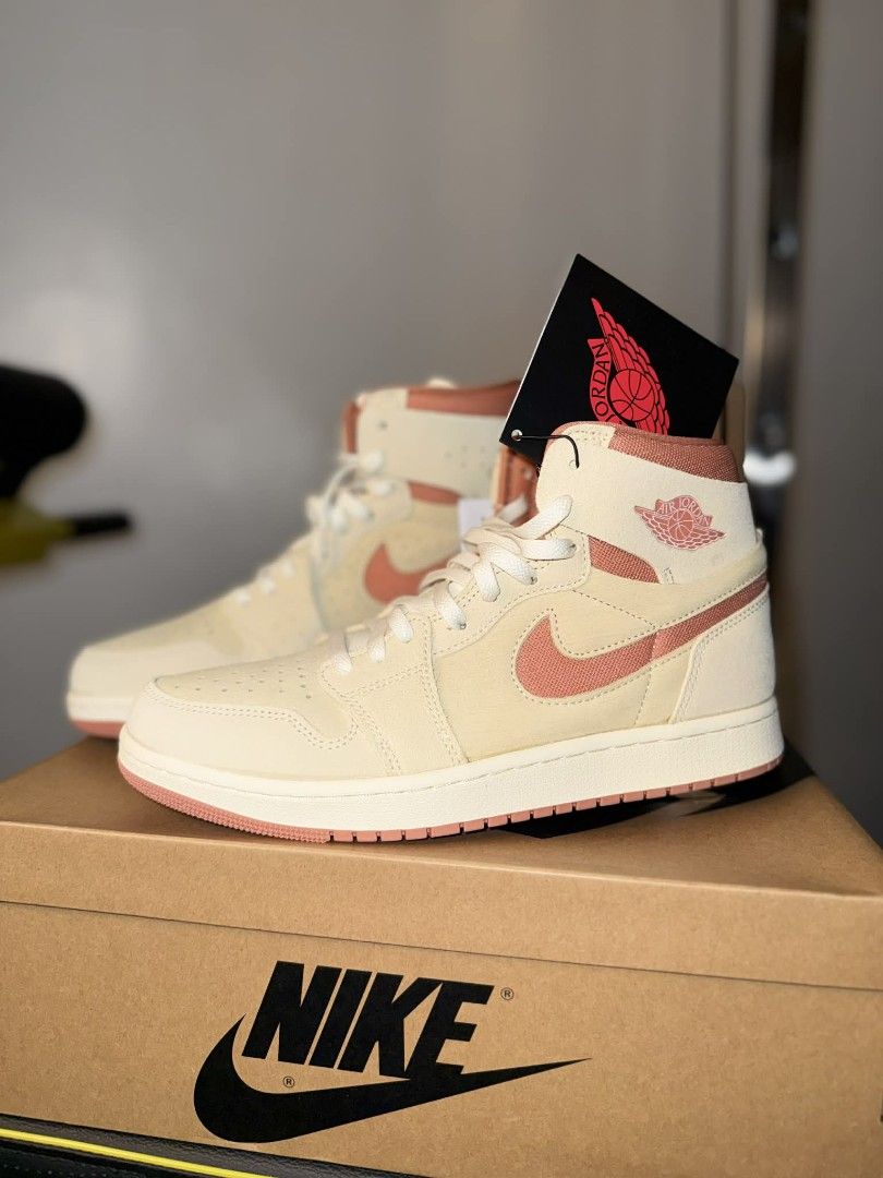 AIR JORDAN 1 ZOOM CMFT 2 (Category: Sneakers) located in Pasay City. Submitted by atoaph (Listing ID 1408687443, Image 1). Description: AIR JORDAN 1 ZOOM CMFT 2 MENS - 9US (27cm) ✅ ORIGINAL ✅ JAPAN RELEASE ✅ BOX FRESH Premium suede and Jordan Brand's signature Formula 23 foam come together to give you an extra-luxurious (and extra-cosy) AJ1. You don't need to play "either or" when it comes to choosing style or comfort with this one—which is nice,