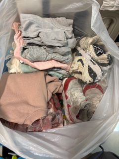 （分類：）位於 。 由 soscy 提交（商品編號 1408585056，圖片 1）。簡介： 。