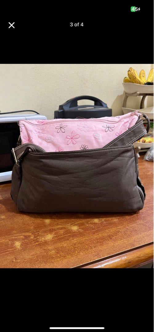 Baby Kingdom Diaper Bag (Category: Diaper Bags & Wetbags) located in Taguig. Submitted by marshmy (Listing ID 1408663005, Image 2). Description: Preloved.