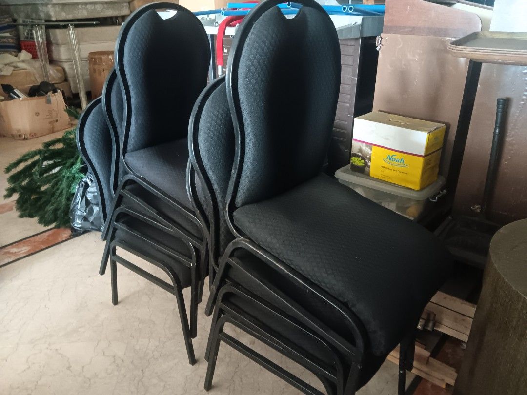 Black Banquet Chairs (Category: Chairs) located in Las Pinas. Submitted by jesus1smysavi0r (Listing ID 1408602973, Image 2). Description: - Black banquet chairs - Padded seat and backrest for comfort - Durable metal frame - Stackable design for easy storage - Suitable for events, dining, or extra seating.