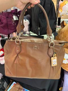 (Category: ) located in . Submitted by yeahshop29 (Listing ID 1408523761, Image 1). Description: .