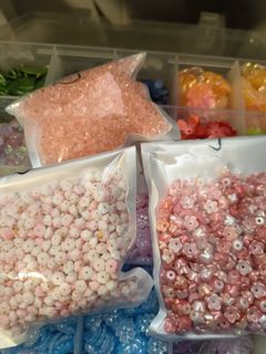 (Category: ) located in . Submitted by craftysmeeps (Listing ID 1408679538, Image 1). Description: .