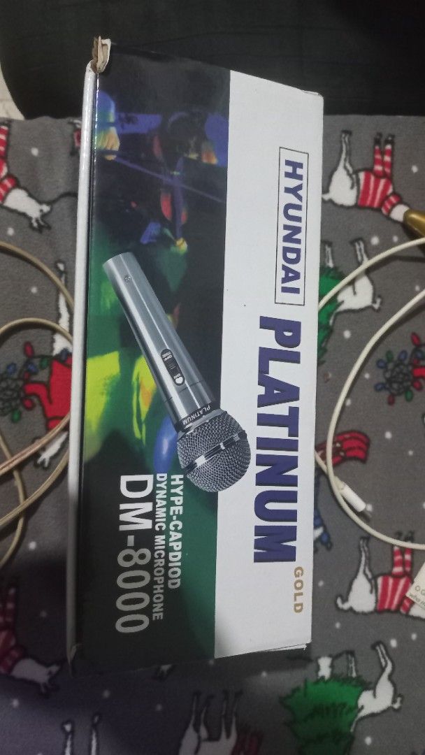Hyundai Platinum DM-8000 Dynamic Microphone (Category: Microphones) located in Quezon City. Submitted by msdcshop (Listing ID 1408605807, Image 1). Description: - Hyundai Platinum DM-8000 microphone - Professional microphone system - Silver color - Hyper-cardioid dynamic microphone - Brand new - Includes original box.