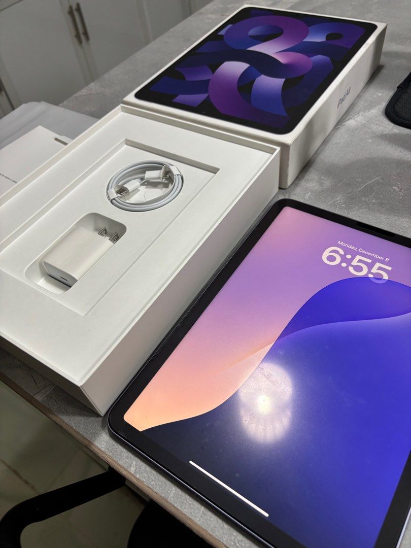 Ipad Air 5th gen - 256Gb Wifi (Category: iPad) located in Floridablanca. Submitted by itl.inthezone (Listing ID 1408612044, Image 1). Description: No issues - Smooth - complete w/ original charger and cord - Prestine Condition ₱25K slightly negotiable Pampanga.