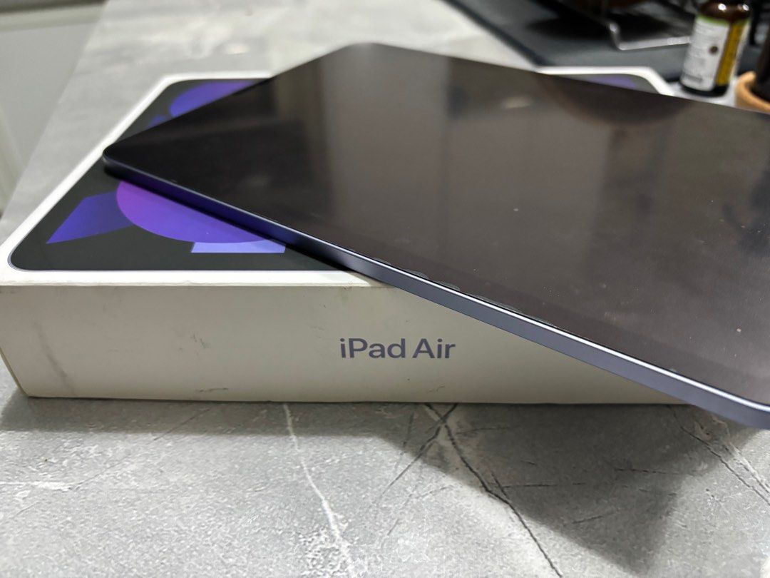 Ipad Air 5th gen - 256Gb Wifi (Category: iPad) located in Floridablanca. Submitted by itl.inthezone (Listing ID 1408612044, Image 2). Description: No issues - Smooth - complete w/ original charger and cord - Prestine Condition ₱25K slightly negotiable Pampanga.